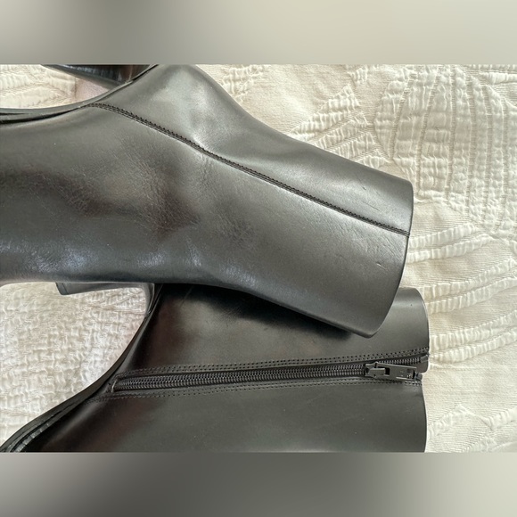 ✨SALE✨Alexander Wang Booker Square Toe Bootie ✨SALE✨ - Picture 15 of 16